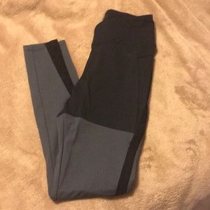 Gymshark x Nikki B Size S Dynamic Legging